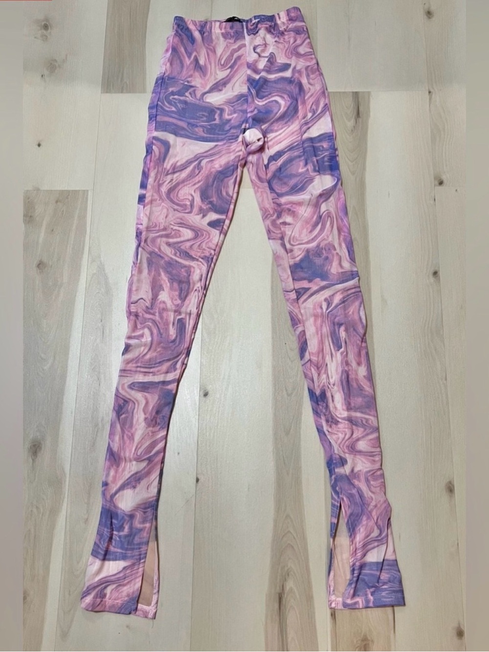 Naked Wardrobe NWT Women Medium Pink Purple Marble Swirl Print Leggings